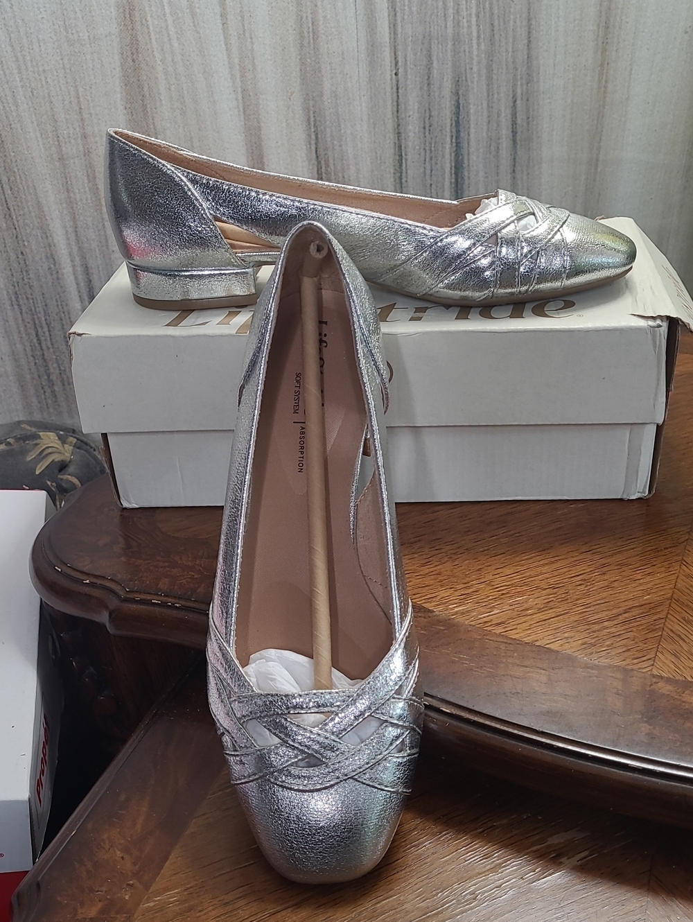New in box! Life Stride Carmen Womens 7 Metallic Silver Low Heel Flat Dress Shoe